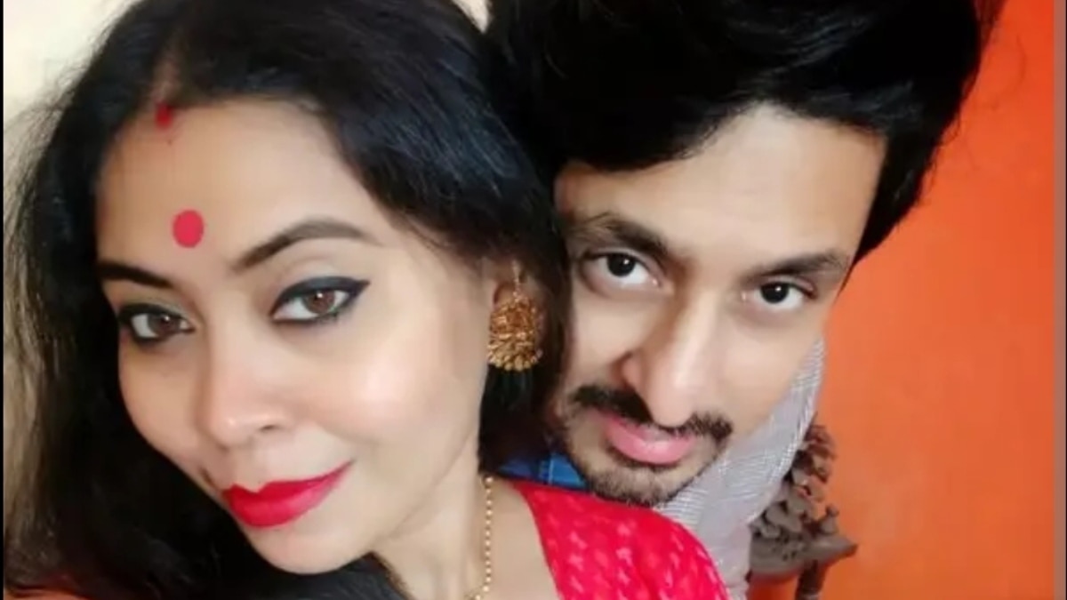 ऐश्वर्या, मैनाक बनर्जी