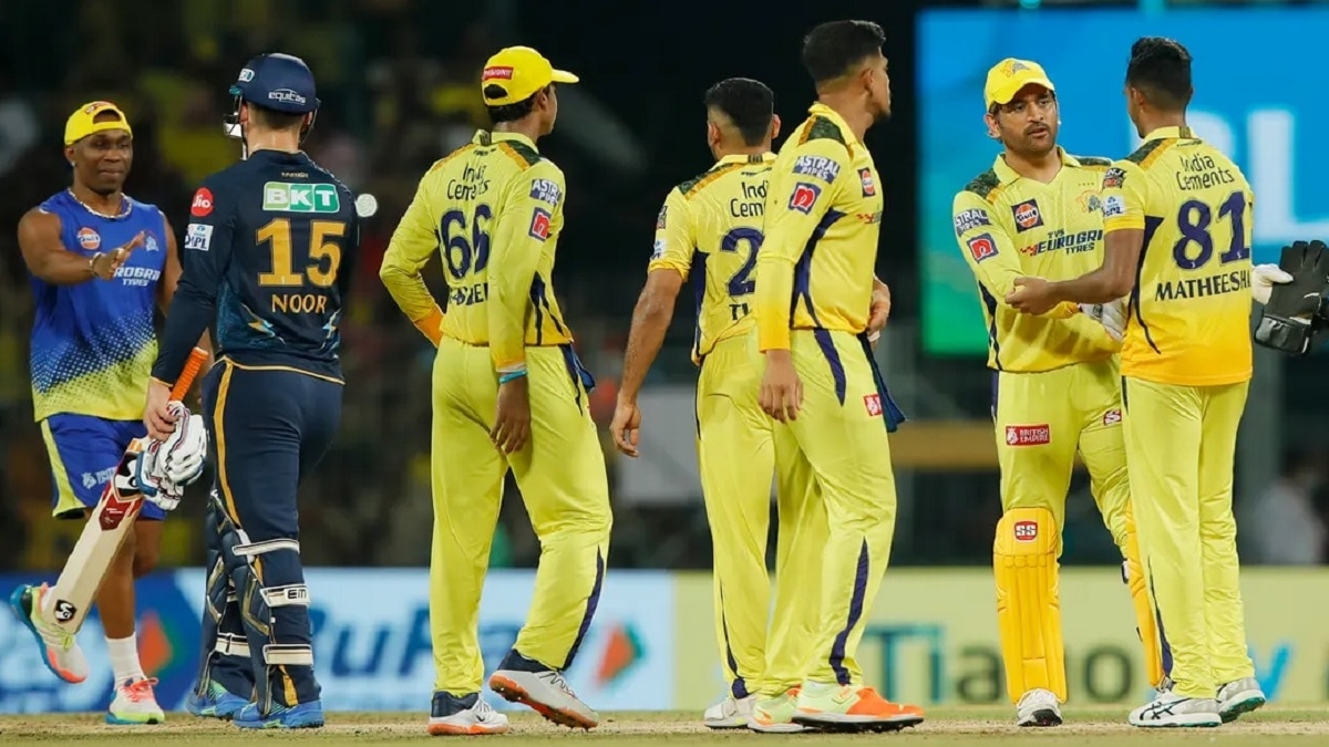 चेन्नई सुपर किंग्स ने गुजरात टाइटन्स को हराकर फाइनल में एंट्री की.