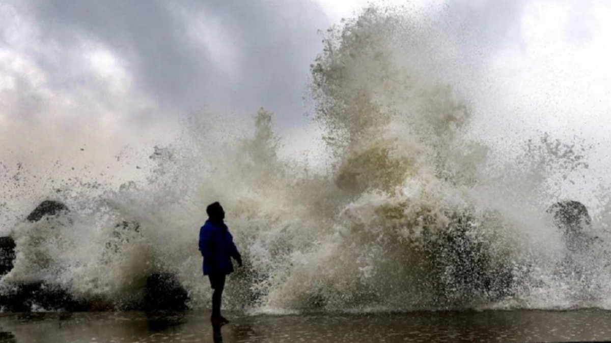 Weather Update: आज भीषण चक्रवात में बदलेगा 'Mocha', दिल्ली में 40 के पार होगा तापमान, जानें देशभर के मौसम का हाल