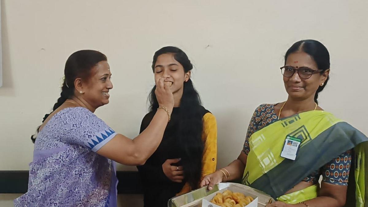 Nandini tops TN Board Exam 2023