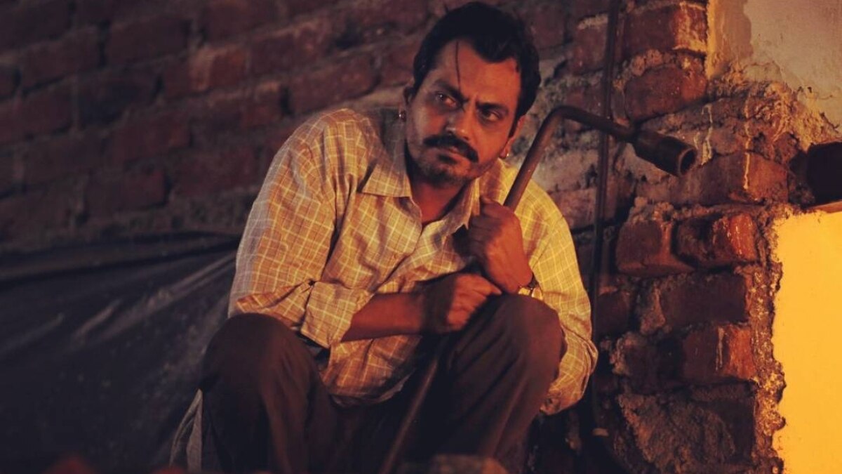 कभी फिल्मों में चोर-वेटर का रोल निभाते थे नवाजुद्दीन सिद्दीकी, आज करोड़ों में है फीस, विवादों से रहा पुराना नाता