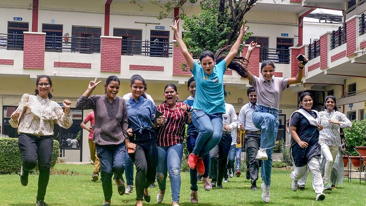 CBSE class 10th result declared (PTI)