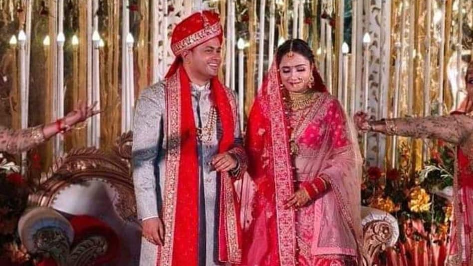 रोहतास के DM धर्मेंद्र कुमार ने महिला अधिकारी से रचाई दूसरी शादी, जानिये पूरी लव स्टोरी- Rohtas DM Dharmendra Kumar married a female officer, know the whole love story