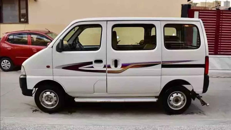 मारुति वैन (प्रतीकात्मक तस्वीर) मारुति वैन (प्रतीकात्मक तस्वीर)
