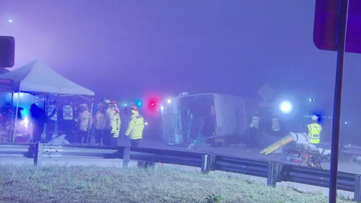 ऑस्ट्रेलिया के हंटर वैली में 40 लोगों को ले जा रही बस पलटी, हादसे में 10 की मौत