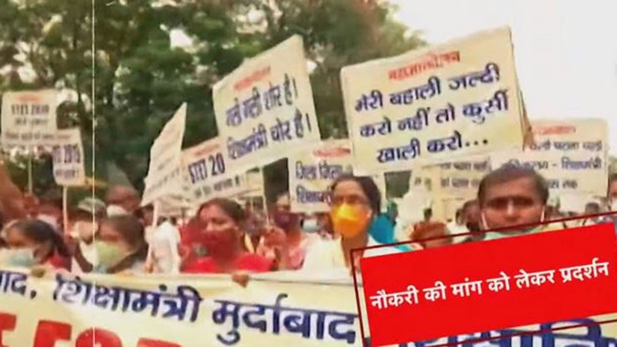 72 घंटे के भीतर शिक्षक भर्ती संशोधन वापस नहीं लिया तो होंगे बड़े पैमाने पर विरोध-प्रदर्शन, अभ्यर्थियों ने भरी हुंकार