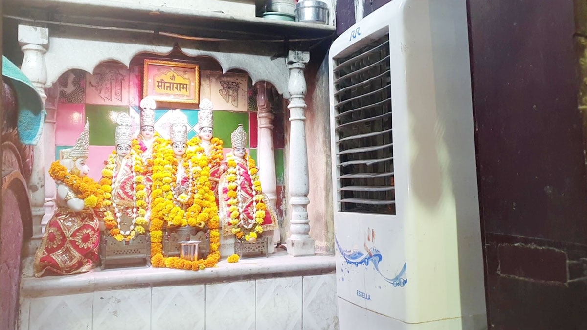 भगवान को गर्मी से बचाने के लिए AC और कूलर लगाए गए