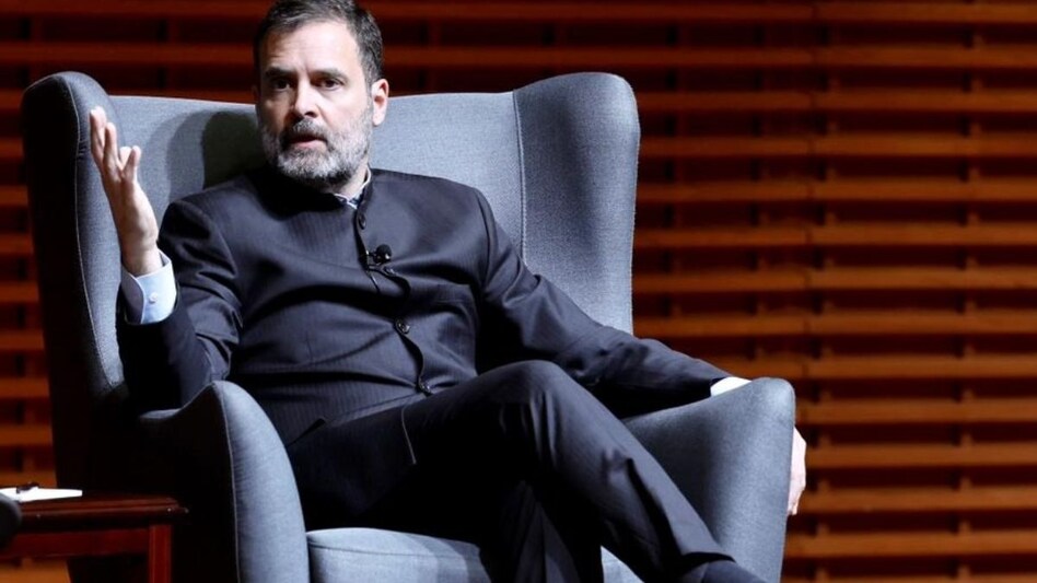 हैलो! मिस्टर मोदी...', I Phone हाथ में लेकर जब अमेरिका में बोले राहुल गांधी - Rahul Gandhi says Hello Mr Modi on his iPhone when Interacts With Entrepreneurs In US ntc - AajTak