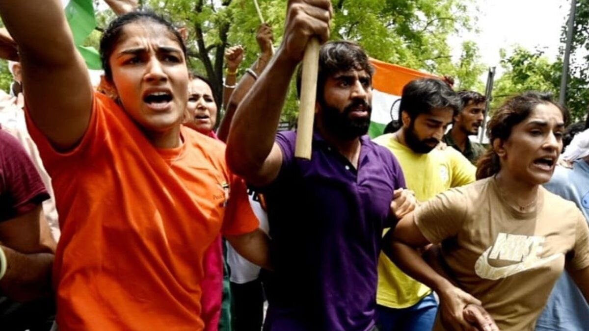 पहलवानों ने बृजभूषण सिंह के खिलाफ मोर्चा खोल रखा है. 