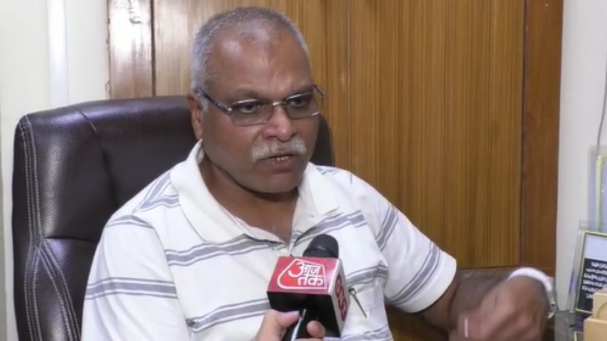 प्रोफेसर जावेद एन मलिक.