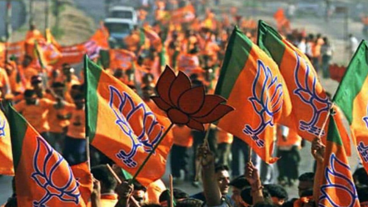 बीजेपी मुस्लिमों को साधने में जुटी है