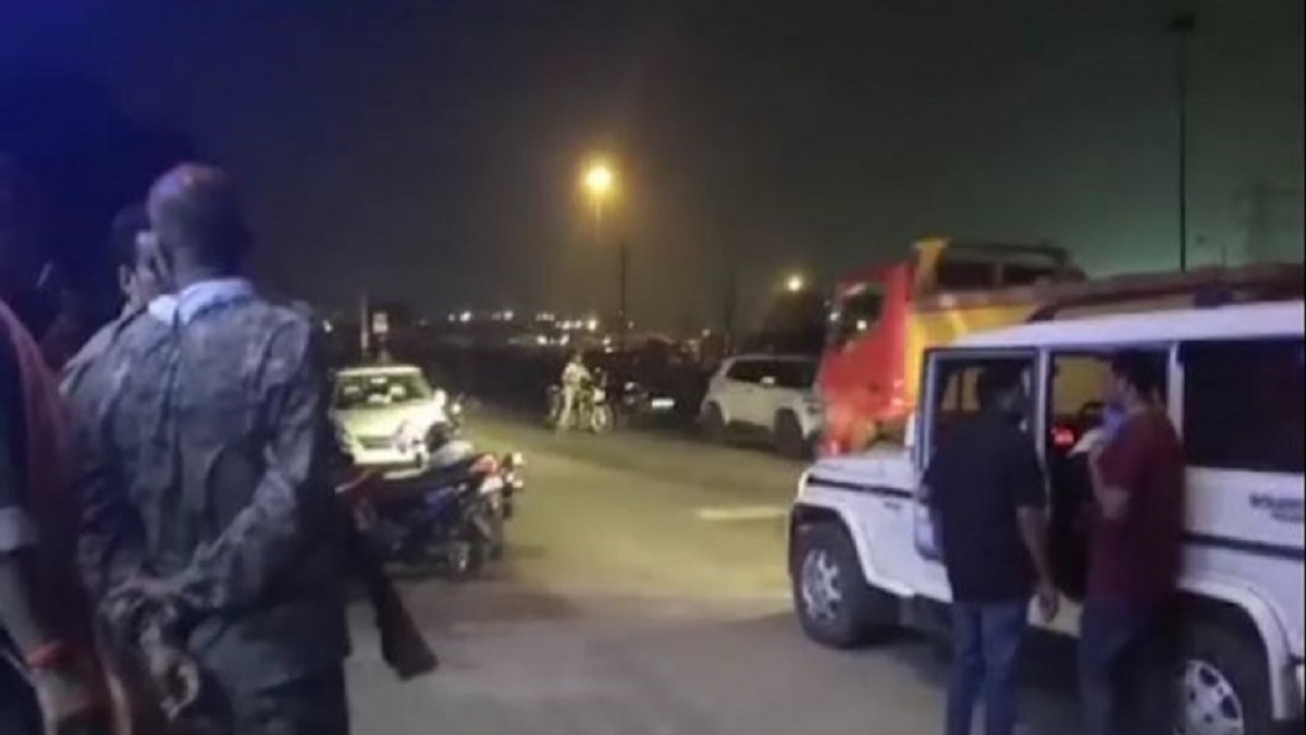 डीएसपी और दरोगा को बदमाशों ने मारी गोली