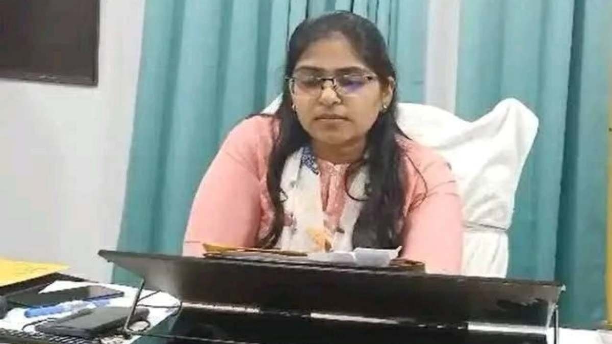 यूपी के बरेली की एसडीएम ज्योति मौर्य इन दिनों खूब चर्चा में हैं.