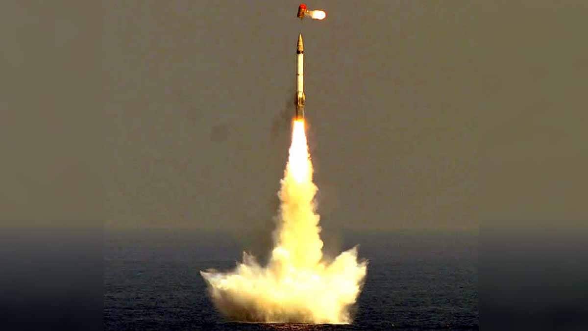 DRDO ने की परमाणु मिसाइल सागरिका की टेस्टिंग, जानिए इसकी ताकत - drdo test fired k 15 sagarika slbm nuclear ballistic missile cds - AajTak