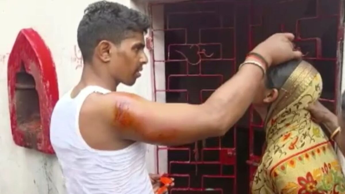 मंदिर में कराई पत्नी की शादी. (Photo: Video Grab)