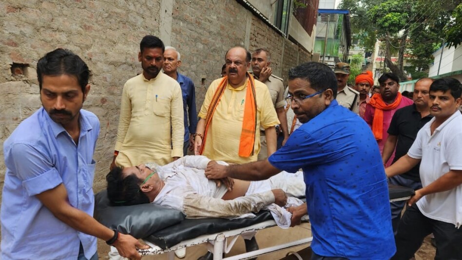 बिहार में पहले विधानसभा में हंगामा, फिर मार्च, लाठीचार्ज में एक भाजपा नेता ने तोड़ा दम-Uproar in Bihar first assembly, then march, a BJP leader died in lathi charge