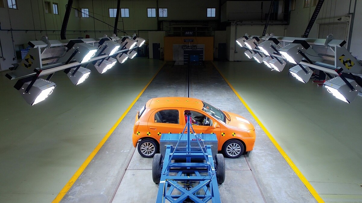 Bharat NCAP: कारों पर अब ग्लोबल नहीं बल्कि होगी देशी सेफ्टी रेटिंग! कल लॉन्च होगा ये नया प्रोग्राम, जानें पूरी डिटेल