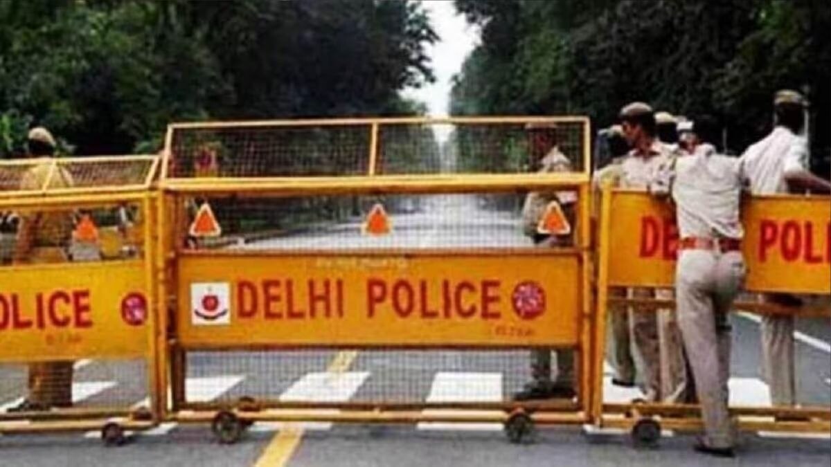 बुराड़ी में रिश्ता टूटने से नाराज युवक ने भाभी को पहली मंजिल से नीचे फेंका (प्रतीकात्मक तस्वीर)