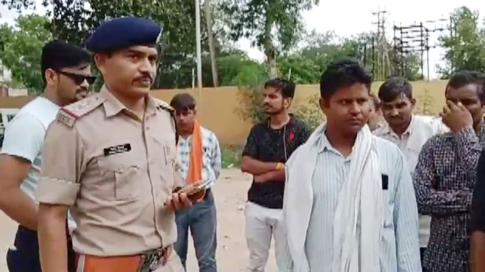 ग्वालियर में पति ने पत्नी की गोली मार ली जान, नजारा देख डरे लोग, वायरल हुआ Video 2 Husband Killed His Wife