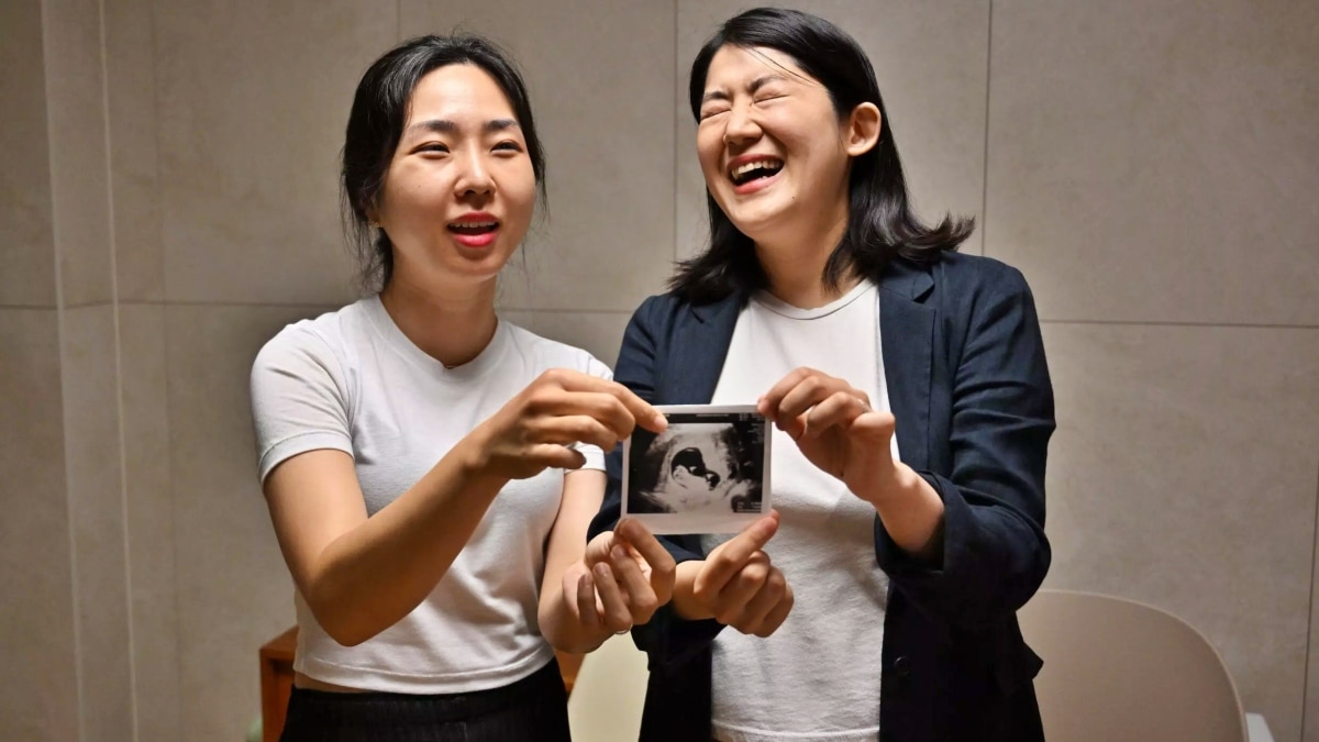 दो लड़कियों ने आपस में रचाई शादी, अब एक बनने जा रही मां! खुद बताई लव स्टोरी