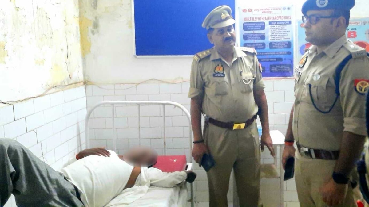 अस्पताल में भर्ती गौ-तस्कर.