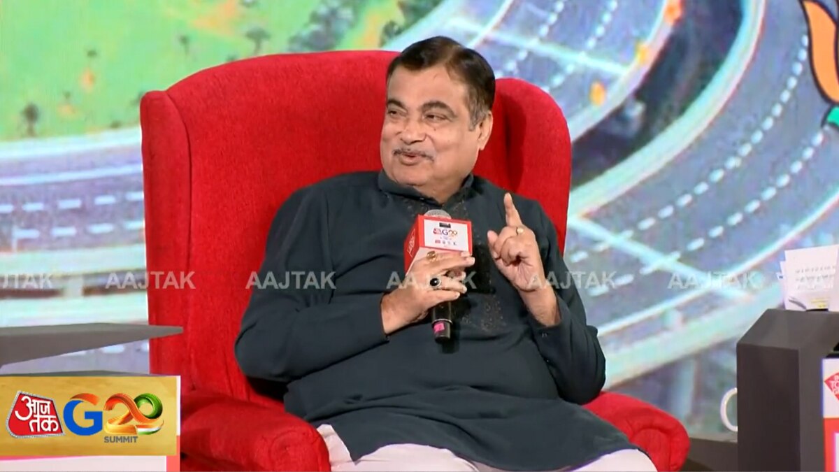 फरवरी तक तैयार हो जाएगा दिल्ली-मुंबई एक्सप्रेस वे, 12 घंटे में पूरा होगा सफर: नितिन गडकरी