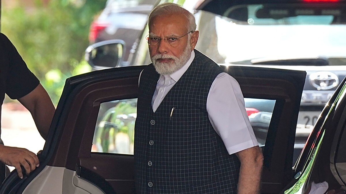 10 नेता-10 बड़े हमले... दो दिन में उठे वो बड़े सवाल, जिन पर आज PM मोदी से जवाब चाहता है विपक्ष