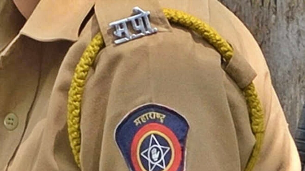 शख्स ने मुंबई पुलिस से की शिकायत 