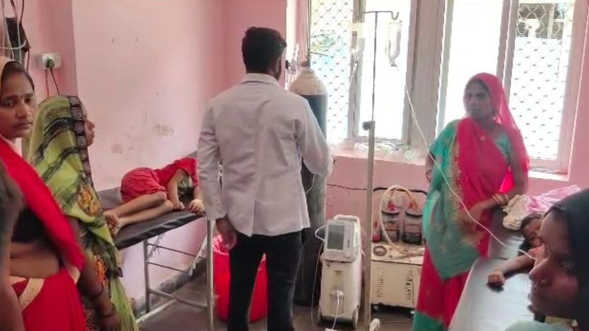 अस्पताल में भर्ती बच्चियां.