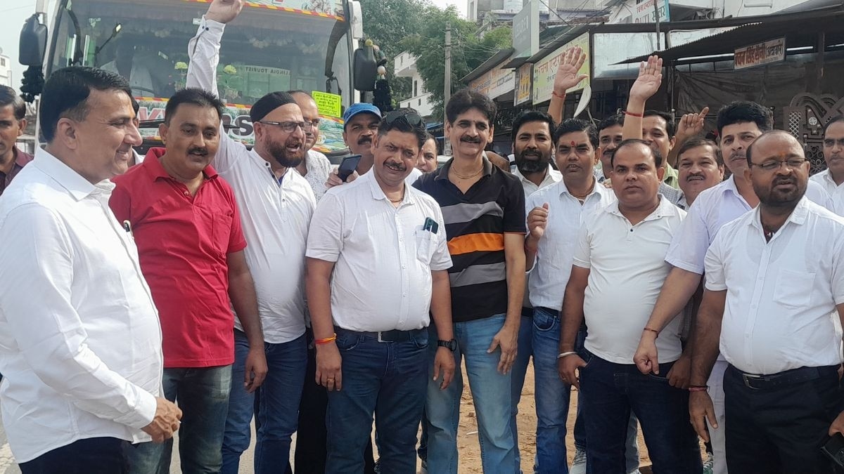 राजस्थान में सामूहिक छुट्टी पर नर्सिंग कर्मचारी. 