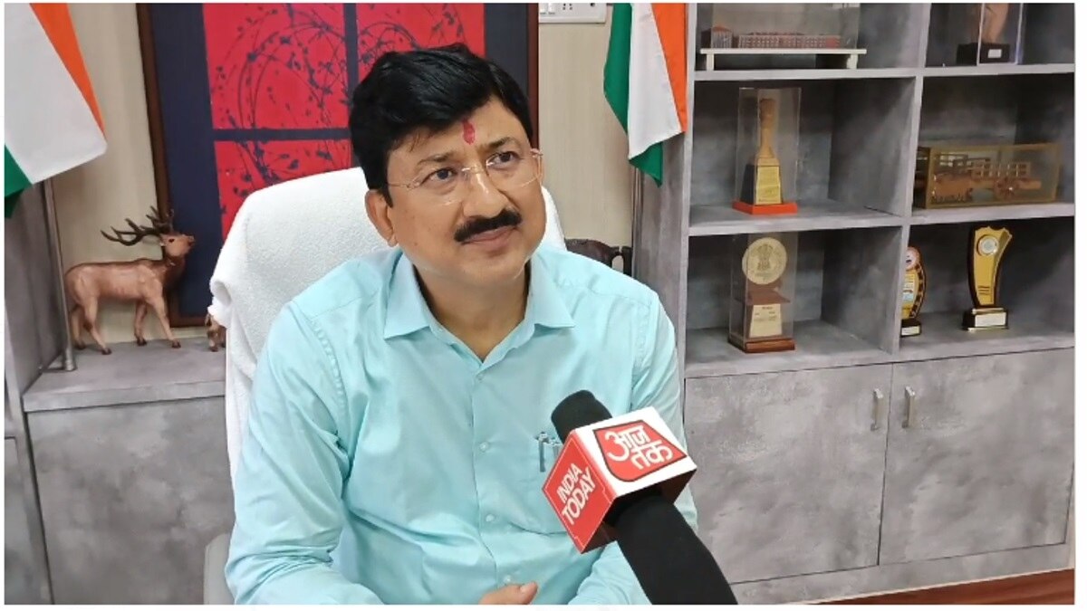 शाजापुर डीएम किशोर कन्याल. 