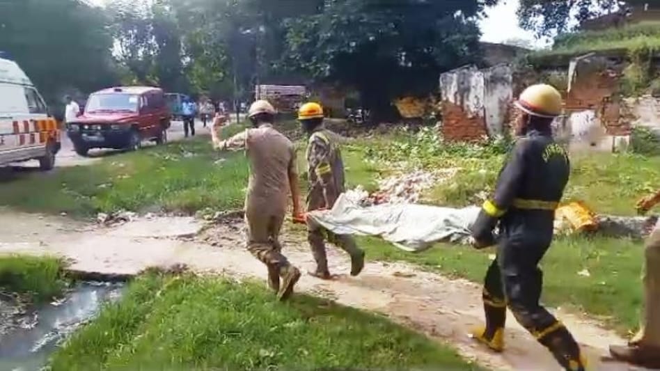 लखनऊ में मकान गिरने से पांच लोगों की मौत