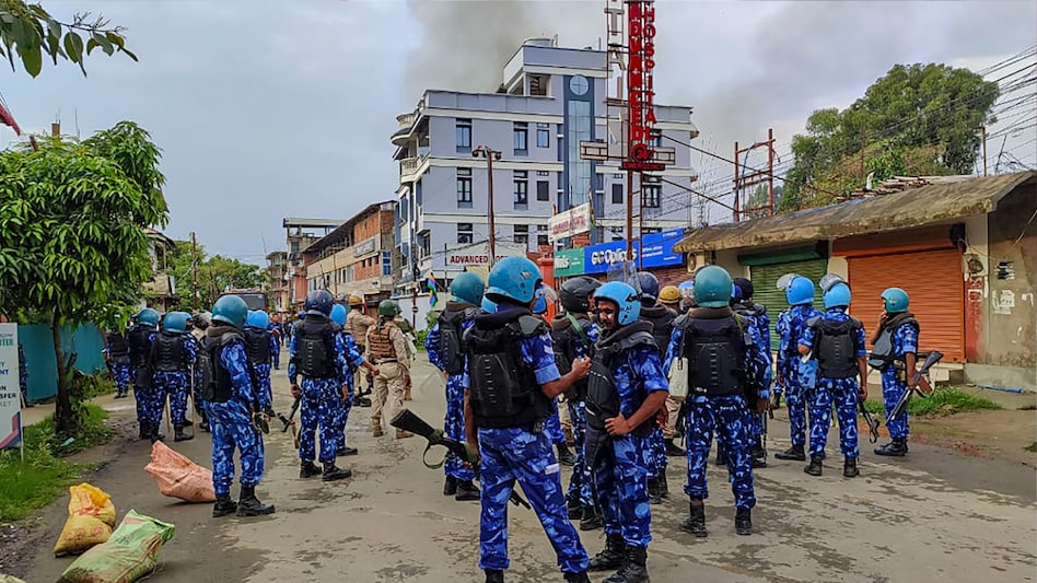 अचानक मणिपुर में फिर भड़क उठी हिंसा, दो युवकों की डेड बॉडी की तस्वीरों ने…-Suddenly violence broke out again in Manipur, pictures of dead bodies of two youths…