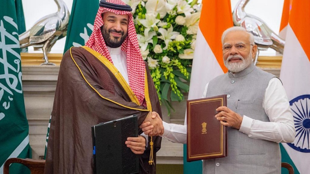 भारत के प्रधानमंत्री नरेंद्र मोदी और सऊदी क्राउन प्रिंस मोहम्मद बिन सलमान (फोटो-@KSAmofaEN)