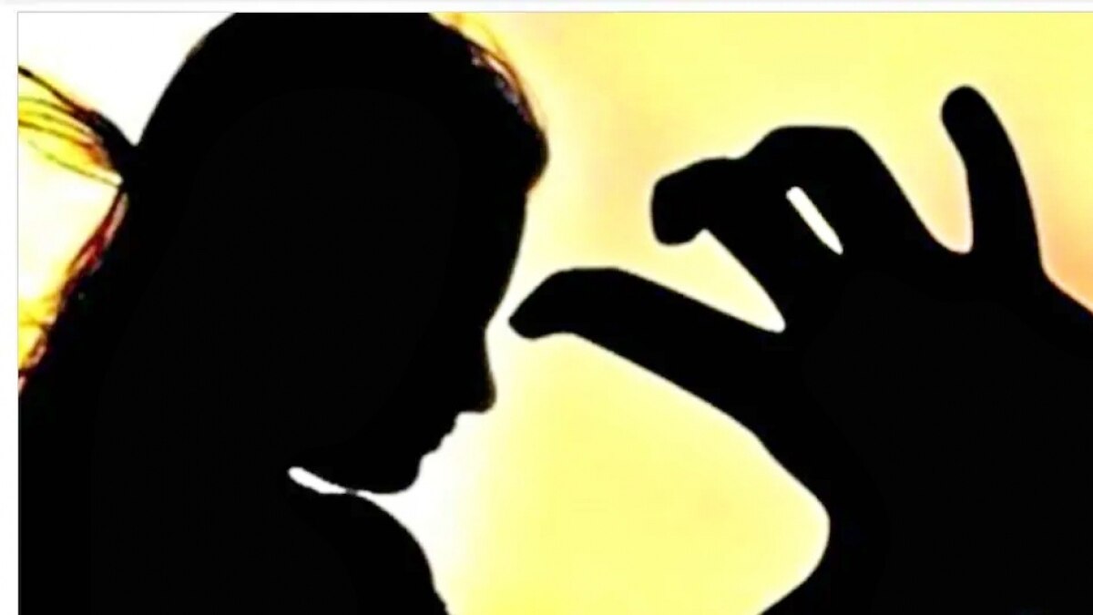 छात्रा से छेड़छाड़ पर युवक पर एक्शन (सांकेतिक फ़ोटो) 