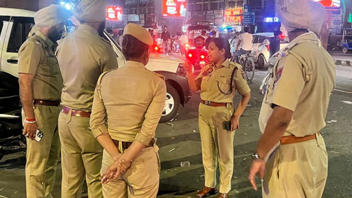 वकील को हिरासत में लेकर की हैवानियत, एक एसपी और दो पुलिसकर्मी अरेस्ट-Brutality by detaining a lawyer, one SP and two policemen arrested