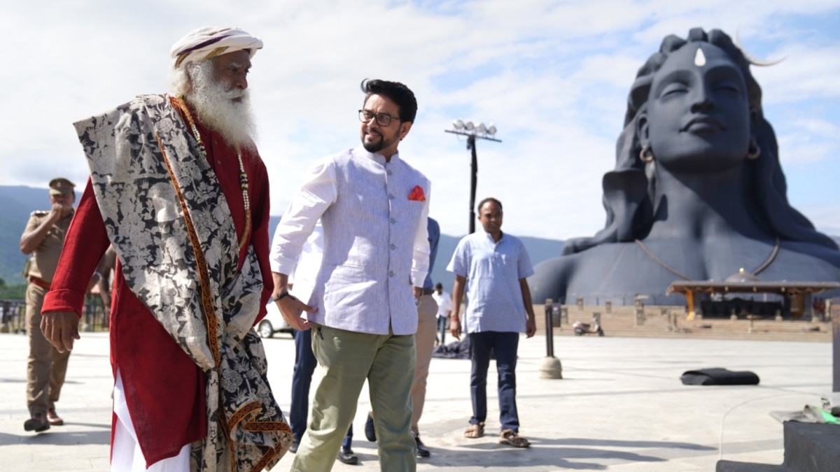 ईशा ग्रामोत्सवम 2023 के फिनाले में शामिल हुए खेल मंत्री अनुराग ठाकुर, बोले- इससे ग्रामीण भावना हो रही पुनर्जीवित