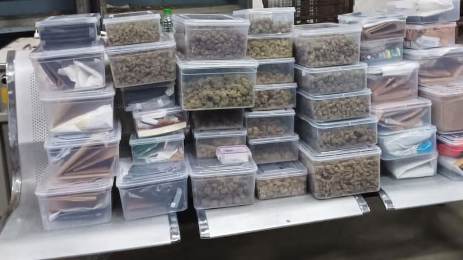 इंटरनेशनल ड्रग तस्कर रैकेट का भंडाफोड़. इंटरनेशनल ड्रग तस्कर रैकेट का भंडाफोड़.