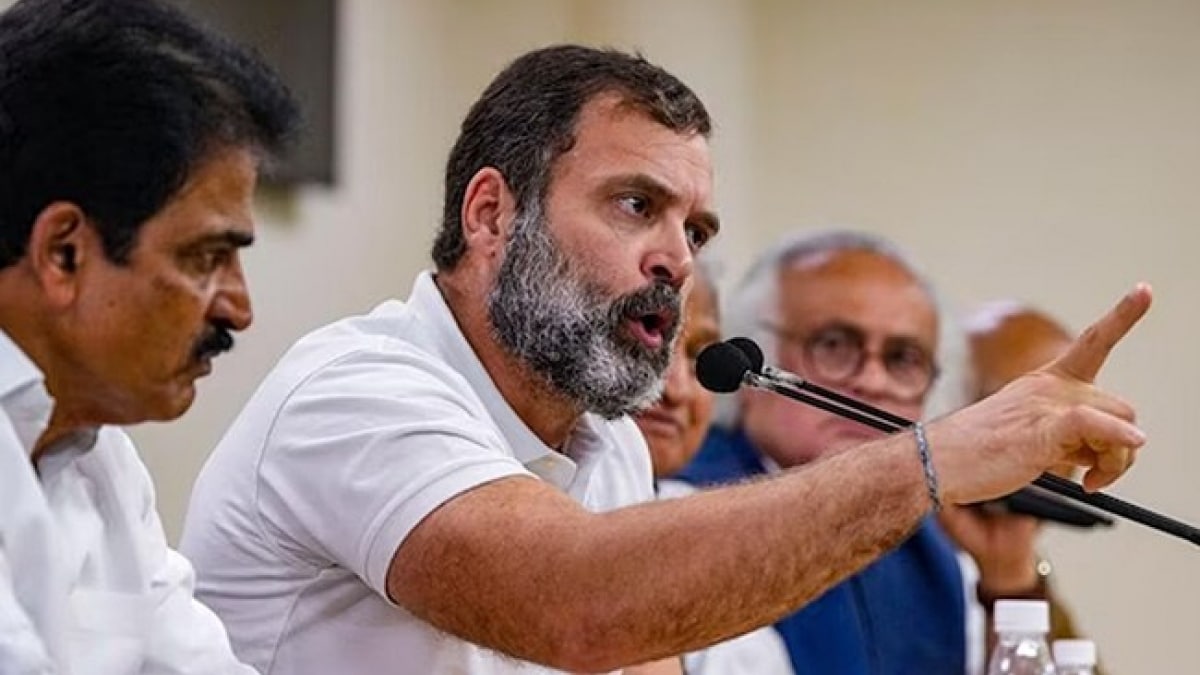 KCR पर पीएम मोदी के बयान से सियासी घमासान, राहुल गांधी बोले- मैंने तो पहले ही कहा था... - Political turmoil due to PM Modi statement on KCR brs Rahul Gandhi said