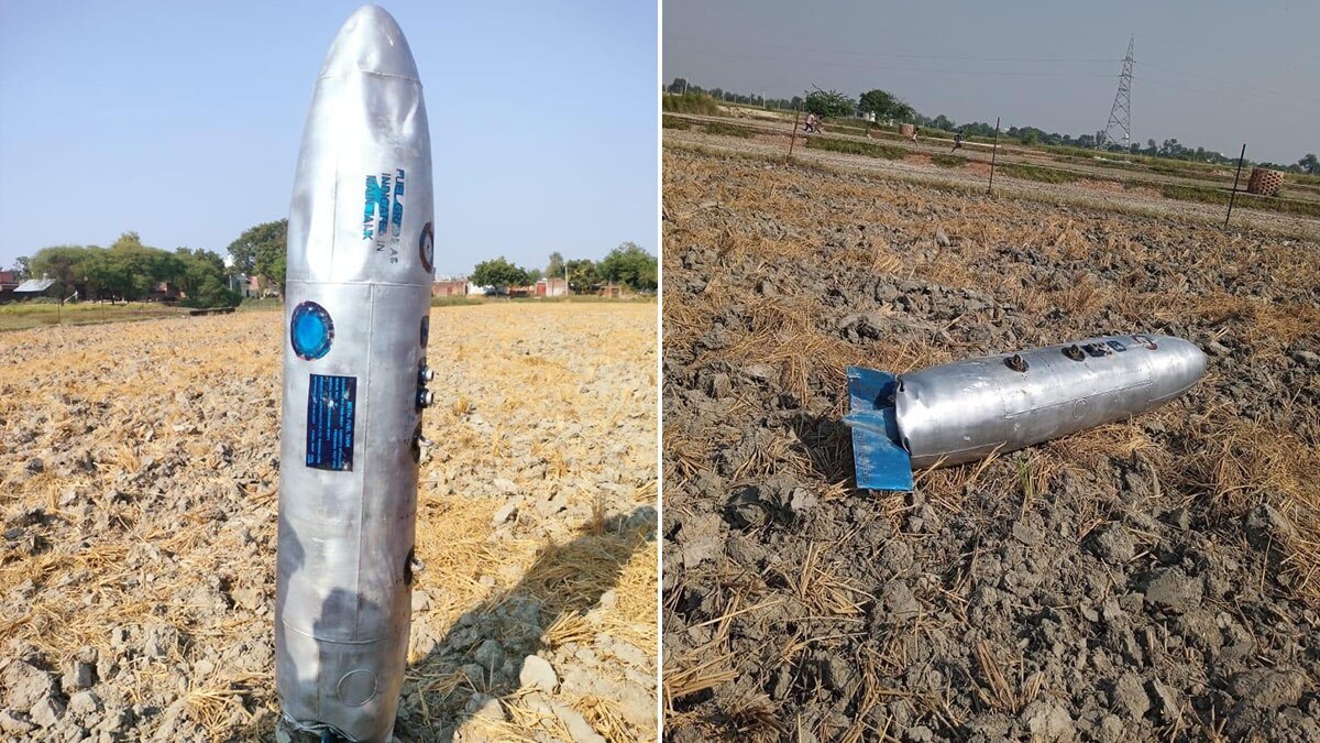 खेत में गिरे फाइटर प्लेन के 2 फ्यूल टैंक