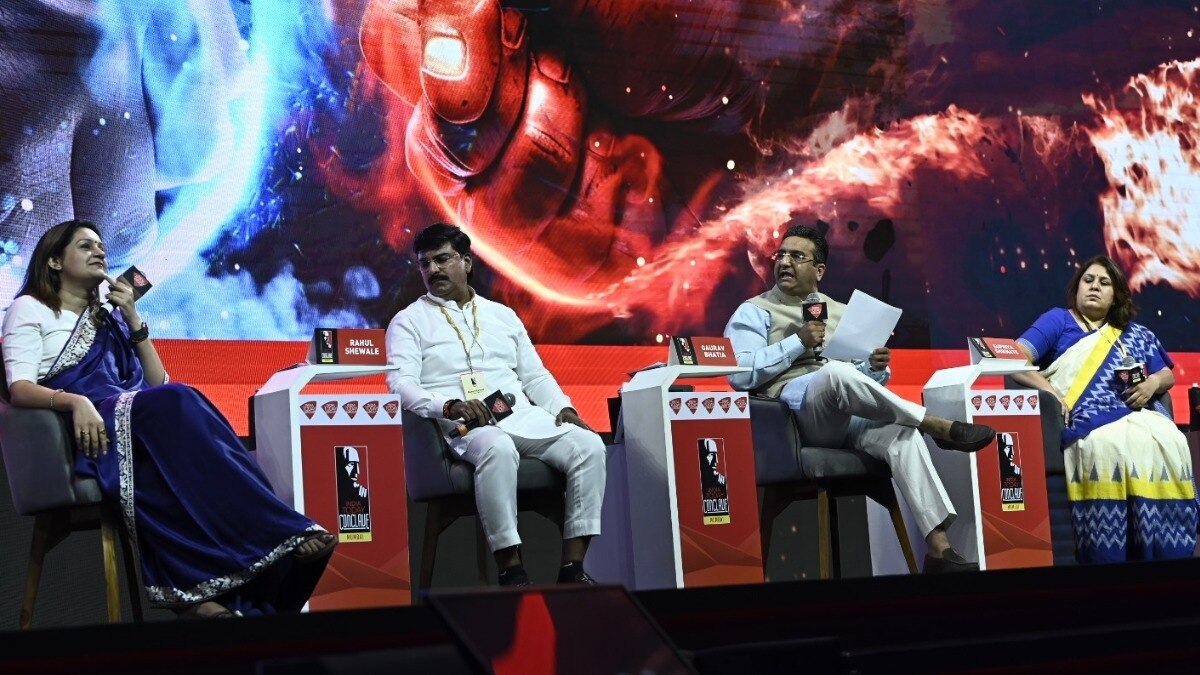 इंडिया टुडे कॉन्क्लेव के सत्र में हिस्सा लेते बीजेपी, कांग्रेस और शिवसेना के प्रतिनिधि