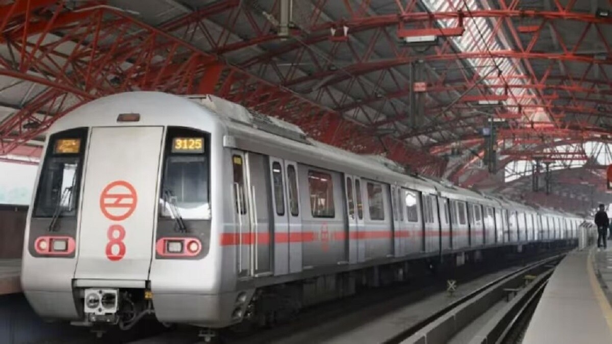 Delhi metro