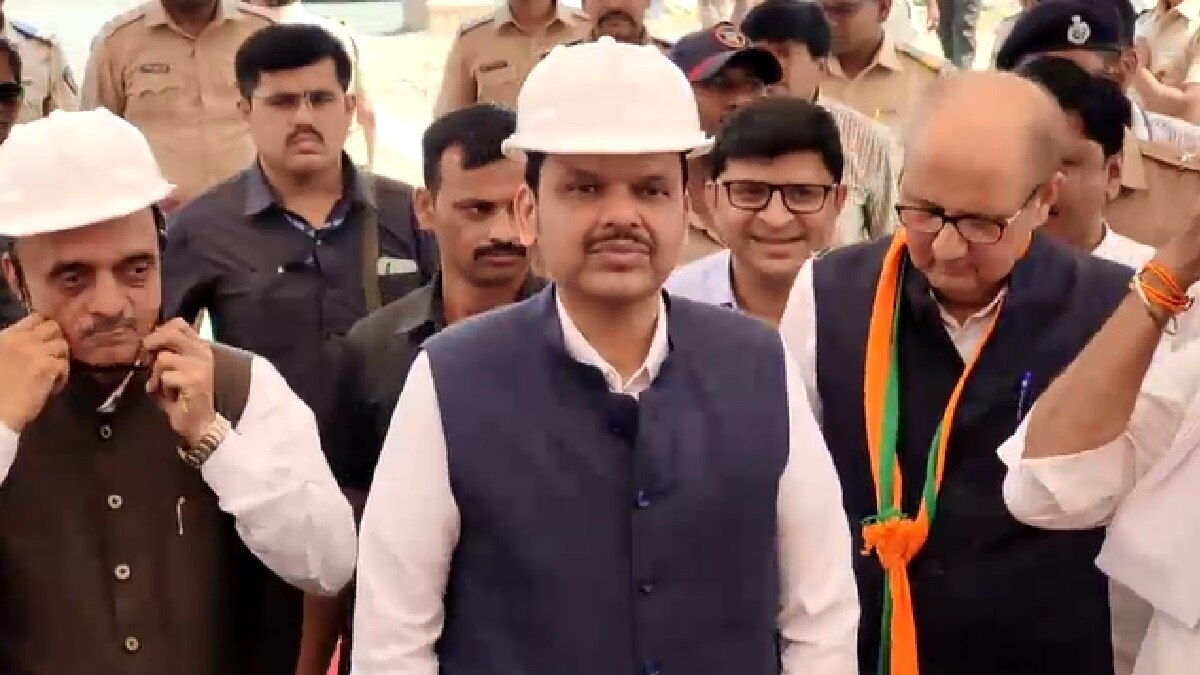 देवेंद्र फडणवीस का राहुल गांधी पर हमला.