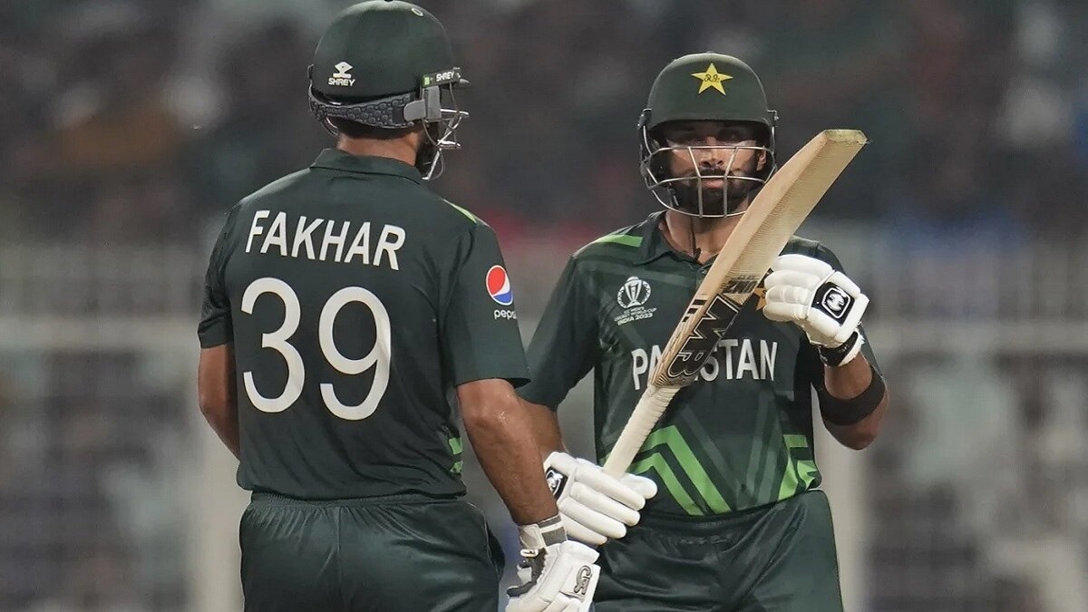 पाकिस्तानी स्टार ओपनर अब्दुल्लाह शफीक और फखर जमां. (Getty)