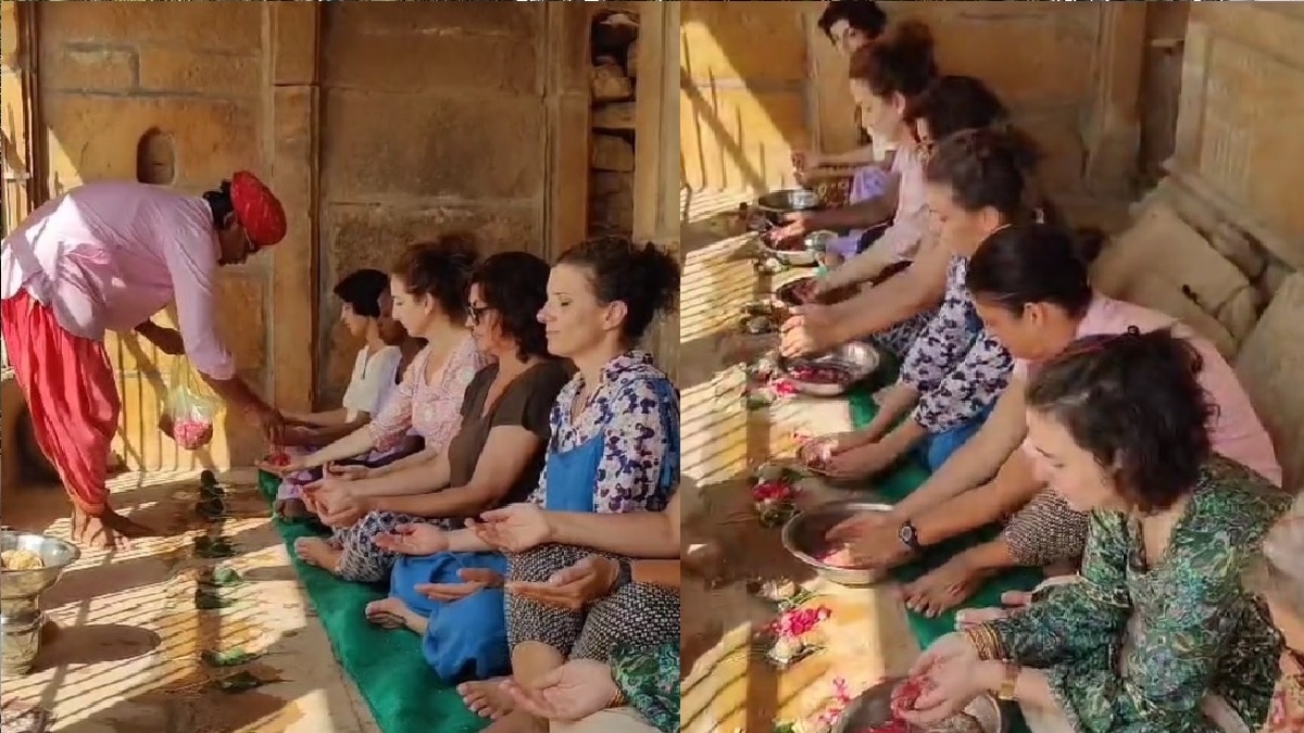 श्राद्ध करतीं फ्रांस की महिलाएं.