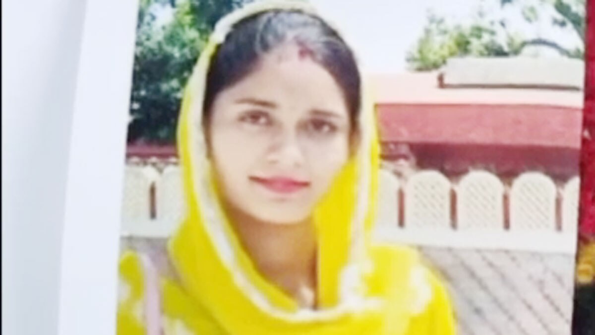 महक शर्मा ने चाकू घोंपकर पति ने की हत्या (फाइल-फोटो)