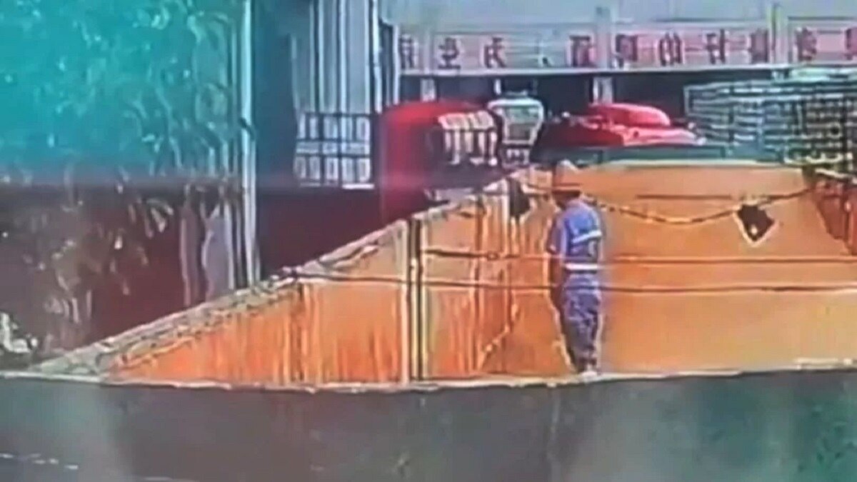 बीयर टैंक में कर दी टॉयलेट, वायरल हुआ फेमस शराब कंपनी का घिनौना वीडियो तो...