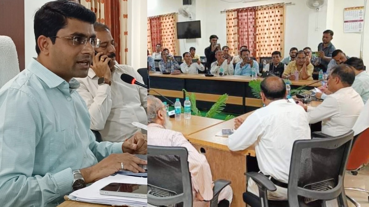 गुना कलेक्टर तरुण राठी पत्रकारों को संबोधित करते हुए. 