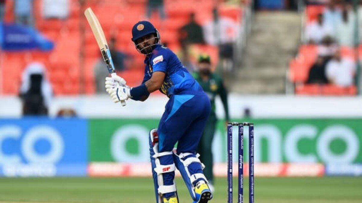 AUS vs SL World Cup Live Score: श्रीलंका की बल्लेबाजी शुरू, निसंका-परेरा क्रीज पर