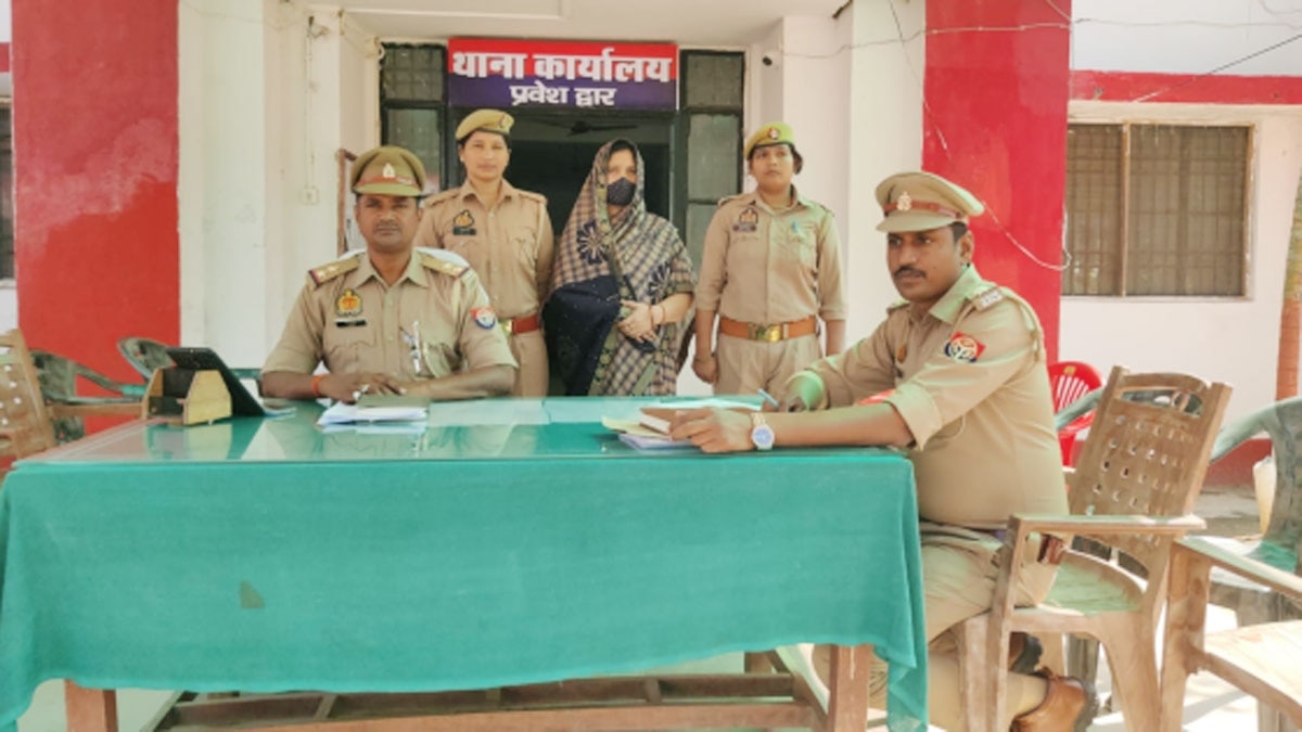 बस्ती: 25 हजार की इनामी लेडी डॉन गिरफ्तार, 8 महीने से चल रही थी फरार